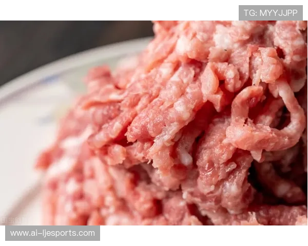 足球球星运动鞋市场价格分析与购买建议